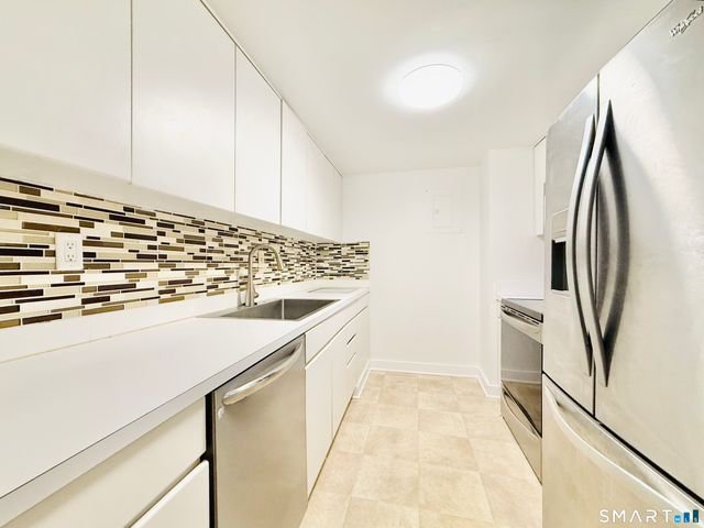 127 Greyrock Place 506, Stamford, CT 06901