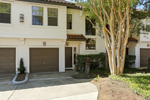 208 Grandview Pl Apt 2, Alamo Heights, TX 78209