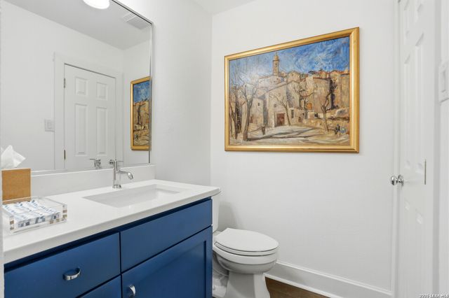 208 Grandview Pl Apt 2, Alamo Heights, TX 78209