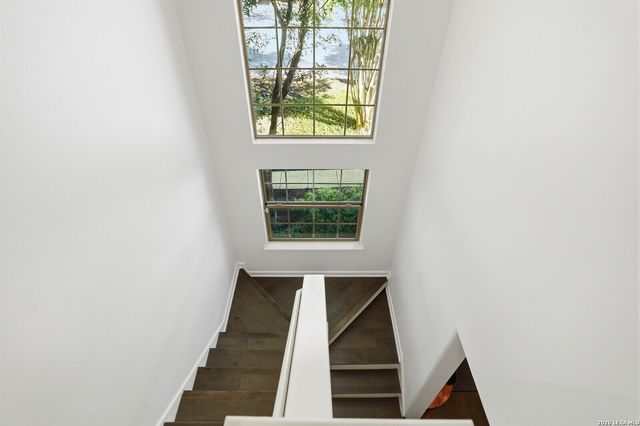 208 Grandview Pl Apt 2, Alamo Heights, TX 78209