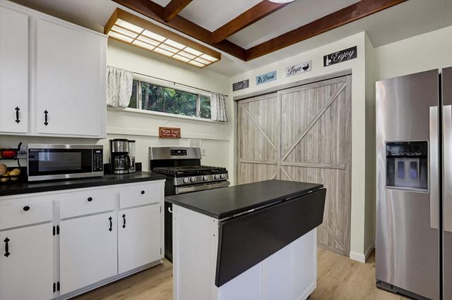 230 June Dr, Grass Valley, CA 95945