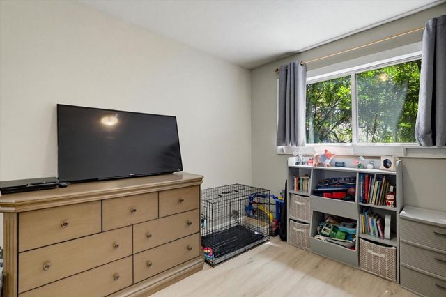 230 June Dr, Grass Valley, CA 95945