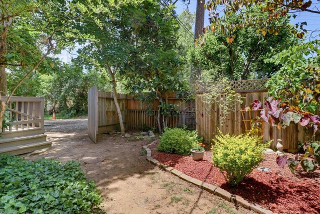 230 June Dr, Grass Valley, CA 95945