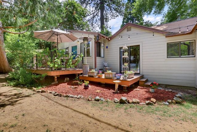 230 June Dr, Grass Valley, CA 95945