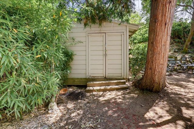 230 June Dr, Grass Valley, CA 95945