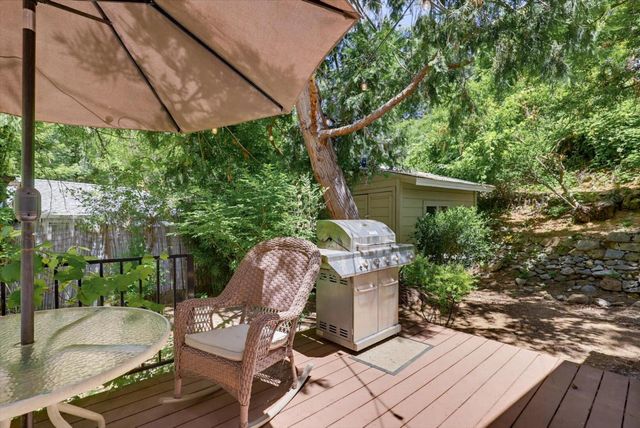 230 June Dr, Grass Valley, CA 95945