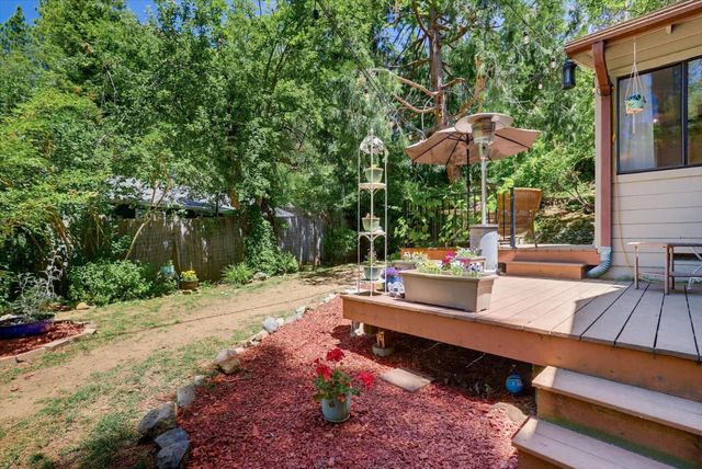 230 June Dr, Grass Valley, CA 95945