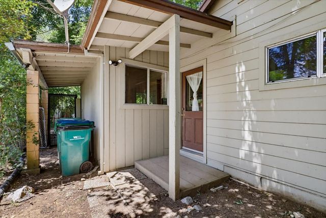 230 June Dr, Grass Valley, CA 95945