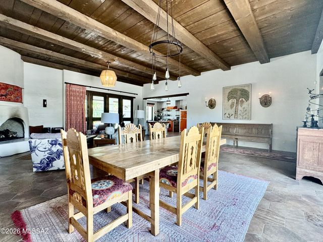 660 W Golf View Drive, Tucson, AZ 85737