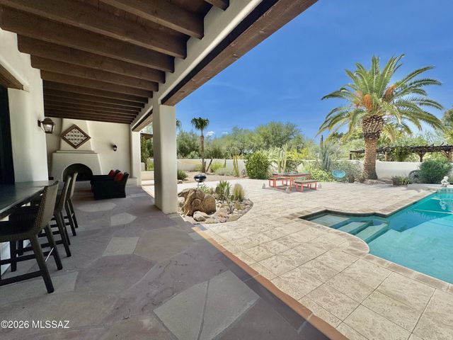 660 W Golf View Drive, Tucson, AZ 85737