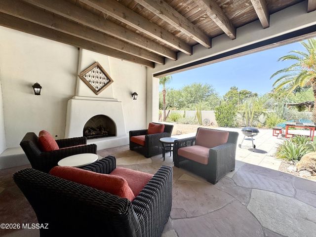 660 W Golf View Drive, Tucson, AZ 85737