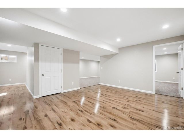 6040 W Elmhurst Dr, Littleton, CO 80128