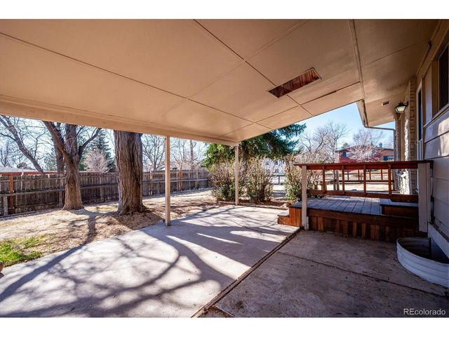 6040 W Elmhurst Dr, Littleton, CO 80128