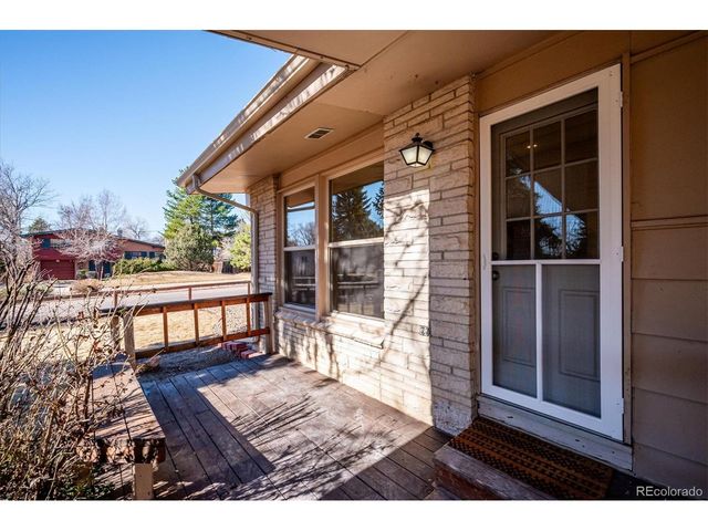 6040 W Elmhurst Dr, Littleton, CO 80128