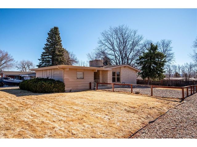 6040 W Elmhurst Dr, Littleton, CO 80128