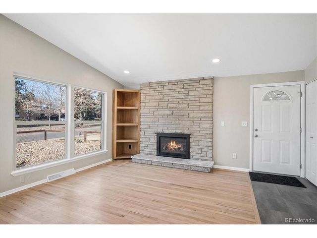 6040 W Elmhurst Dr, Littleton, CO 80128