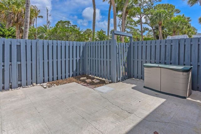 3802 SE Jefferson Street, Stuart, FL 34997