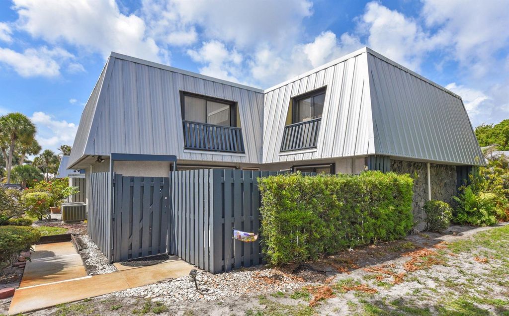 3802 SE Jefferson Street, Stuart, FL 34997