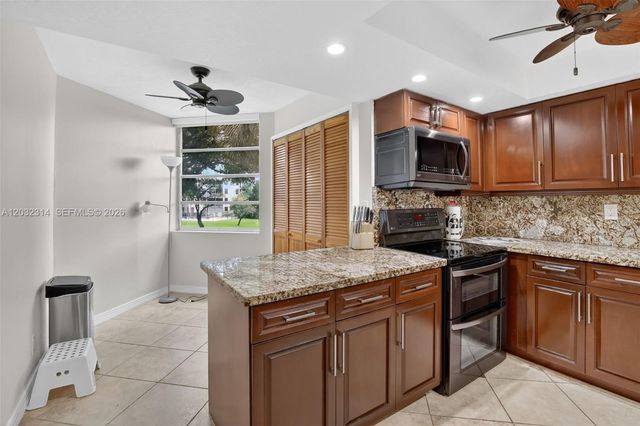 1911 Sabal Palm Drive 202, Davie, FL 33324