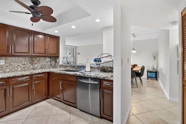 1911 Sabal Palm Drive 202, Davie, FL 33324