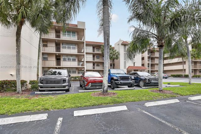 1911 Sabal Palm Drive 202, Davie, FL 33324