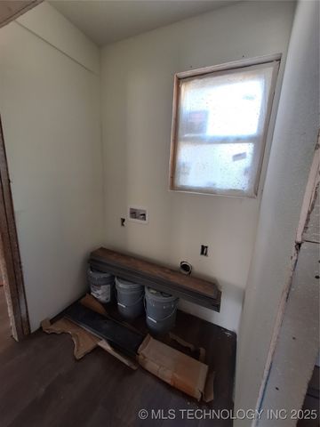 509 N Weenonah Avenue, Claremore, OK 74017