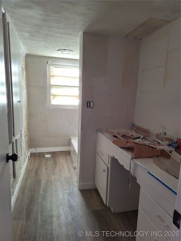 509 N Weenonah Avenue, Claremore, OK 74017