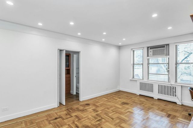 8380 118th St Apt 3P, New York City, NY 11415