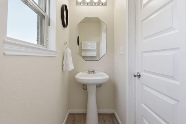 410 Walnut Branch Drive, Baytown, TX 77523