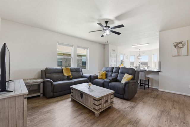 410 Walnut Branch Drive, Baytown, TX 77523