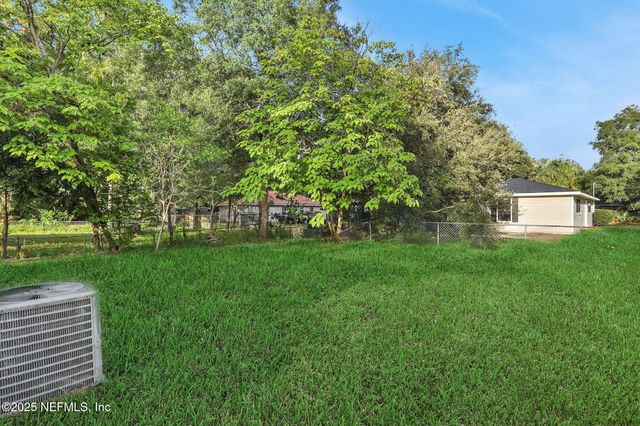 4949 AVENUE B, Jacksonville, FL 32209