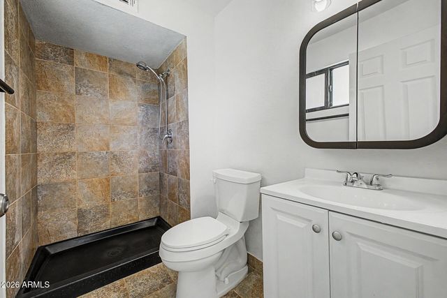 4213 W SUNNYSIDE Avenue, Phoenix, AZ 85029