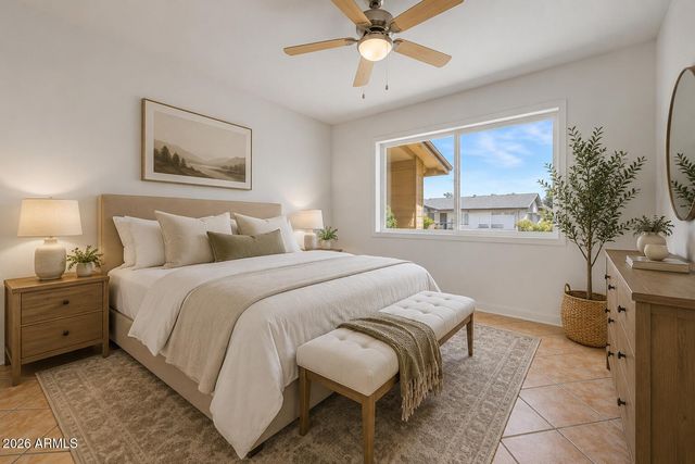 4213 W SUNNYSIDE Avenue, Phoenix, AZ 85029