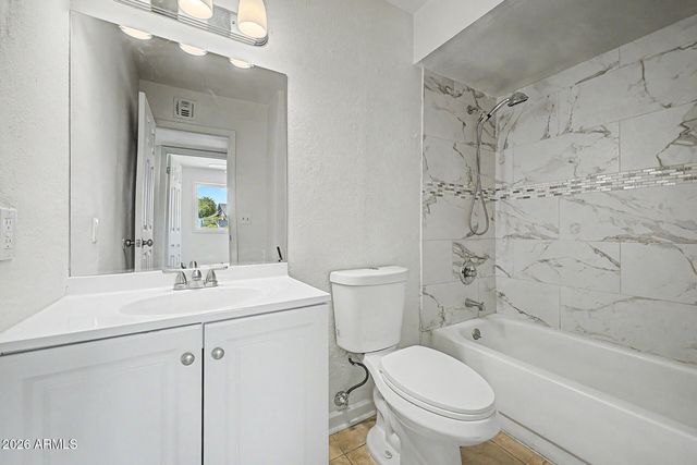 4213 W SUNNYSIDE Avenue, Phoenix, AZ 85029