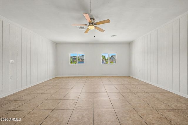 4213 W SUNNYSIDE Avenue, Phoenix, AZ 85029