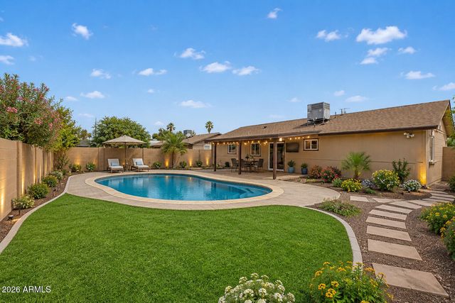 4213 W SUNNYSIDE Avenue, Phoenix, AZ 85029