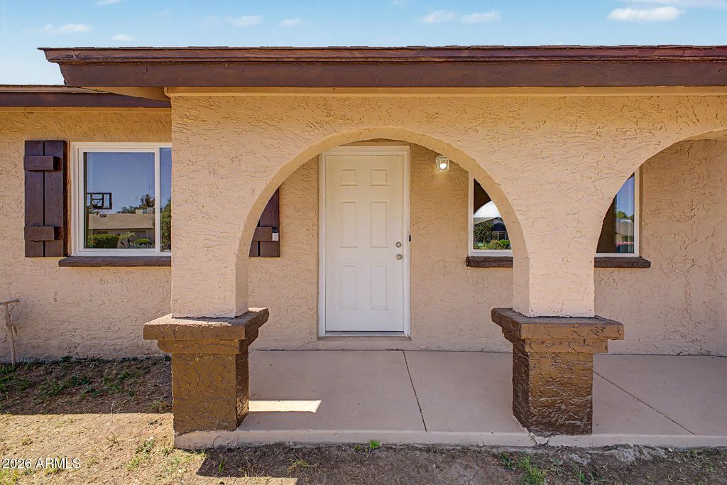 4213 W SUNNYSIDE Avenue, Phoenix, AZ 85029 — photo 4