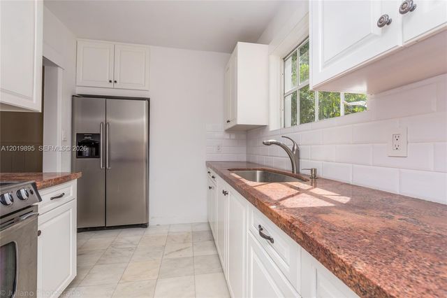 228 SW 23rd Rd FRONT, Miami, FL 33129