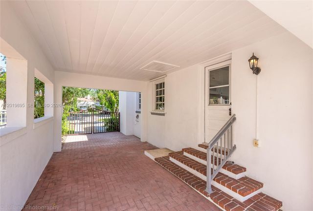 228 SW 23rd Rd FRONT, Miami, FL 33129