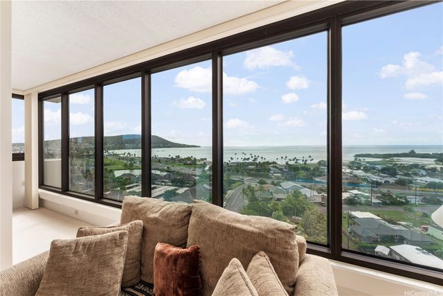 250 Kawaihae Street 10A, Honolulu, HI 96825
