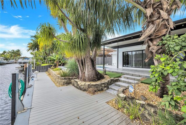 1608 SW 5th Ct, Fort Lauderdale, FL 33312