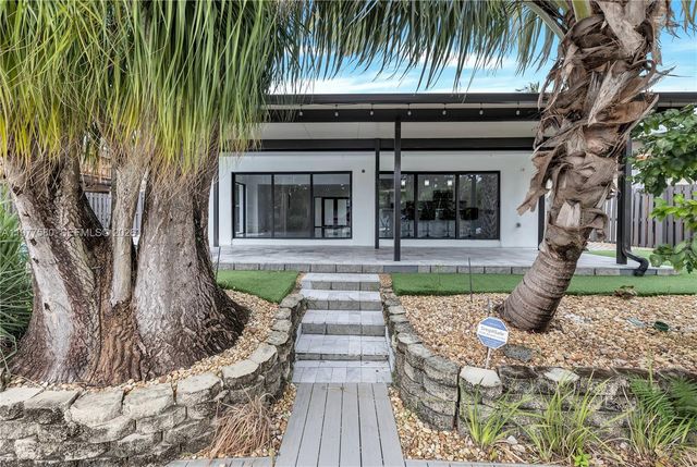 1608 SW 5th Ct, Fort Lauderdale, FL 33312