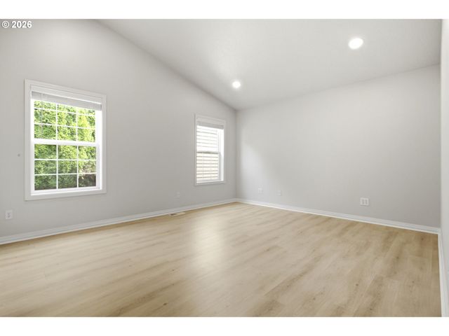 1264 Se LARCH Way, Gresham, OR 97080
