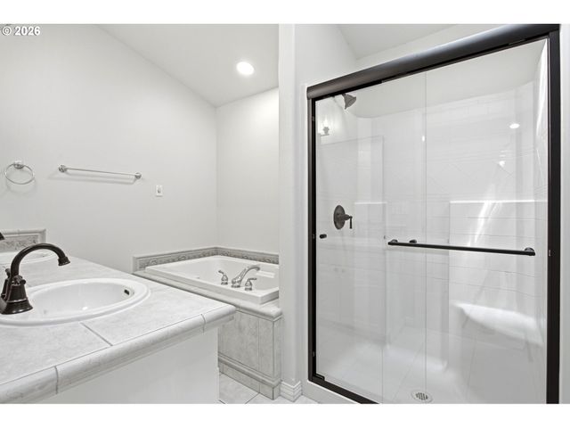 1264 Se LARCH Way, Gresham, OR 97080