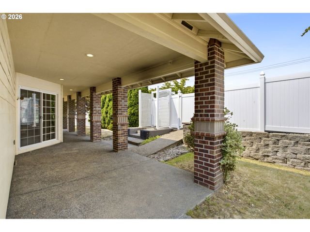 1264 Se LARCH Way, Gresham, OR 97080