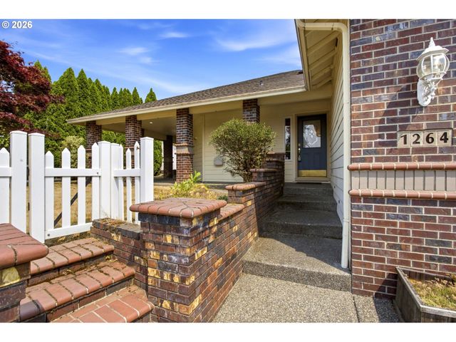 1264 Se LARCH Way, Gresham, OR 97080