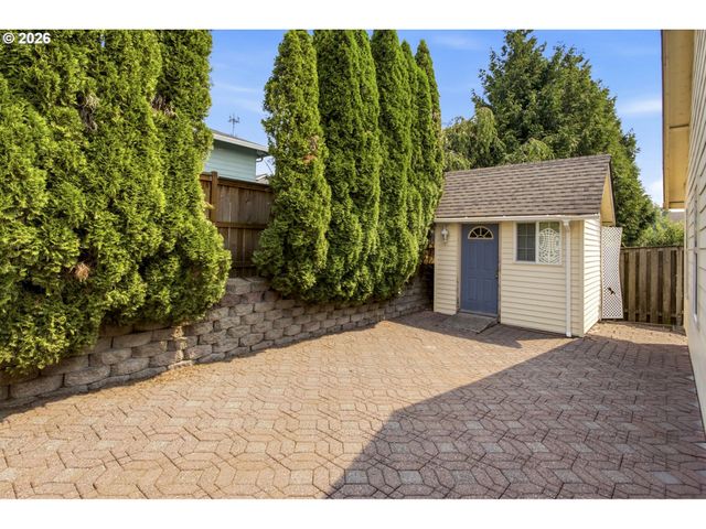 1264 Se LARCH Way, Gresham, OR 97080