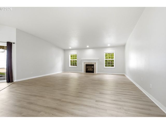 1264 Se LARCH Way, Gresham, OR 97080