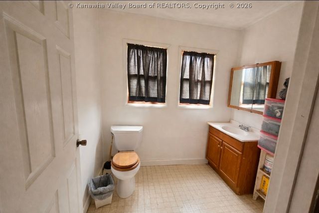 86 Water Street, Clarksburg, WV 26426