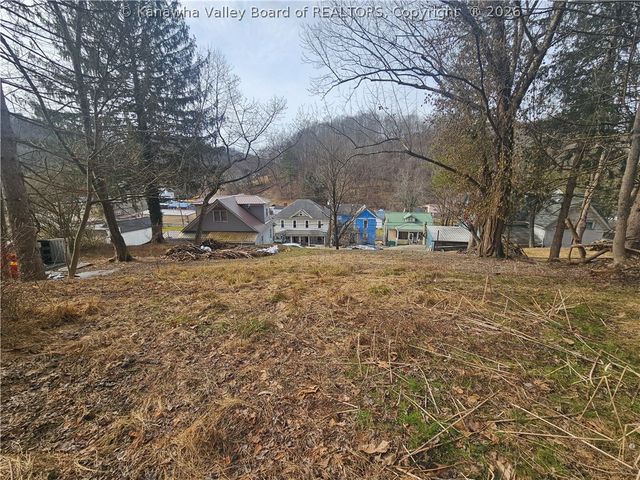 86 Water Street, Clarksburg, WV 26426